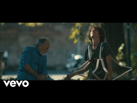 Rino Gaetano - Ma il cielo è sempre più blu (Official Video)